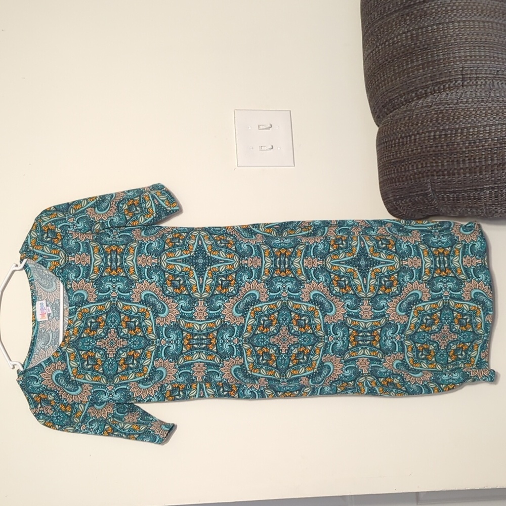 LulaRoe woman's Turquoise, Orange And Pink short sleeve paisley dress size XS